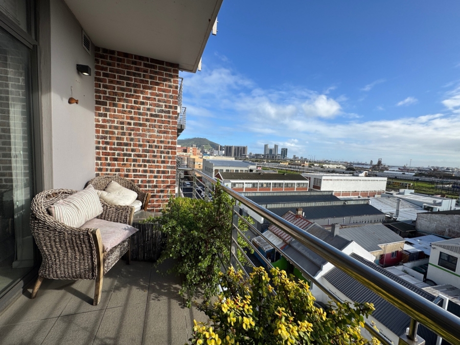 To Let 1 Bedroom Property for Rent in Woodstock Western Cape